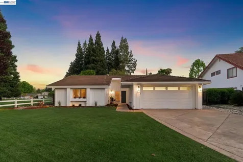 238 Delta Place Danville CA 94526