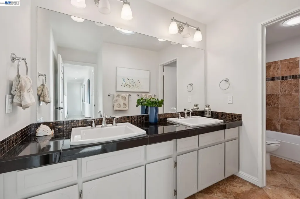 3547 Magnolia Drive Alameda CA 94502