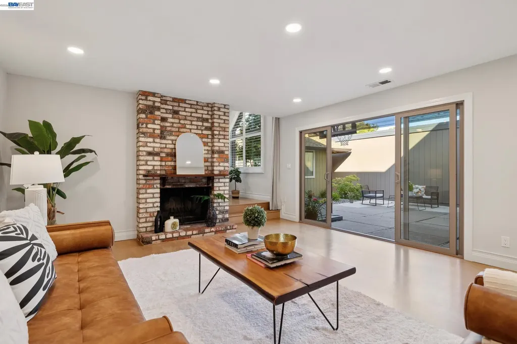 3547 Magnolia Drive Alameda CA 94502
