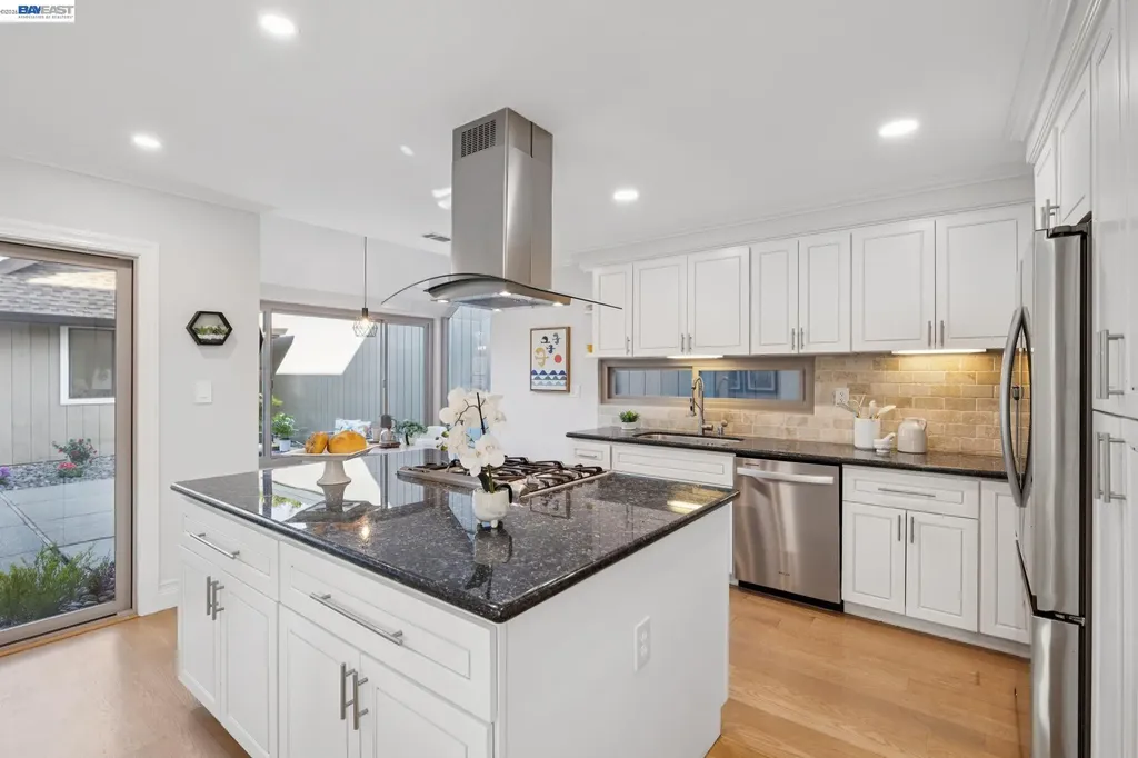3547 Magnolia Drive Alameda CA 94502