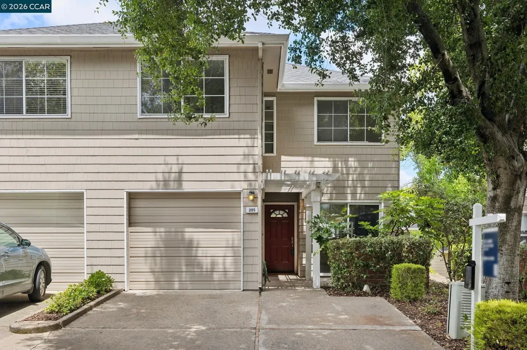 205 Hidden Creek Court Martinez CA 94553