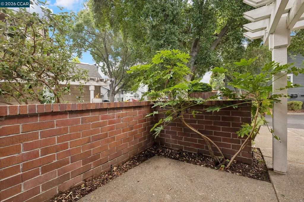 205 Hidden Creek Court Martinez CA 94553