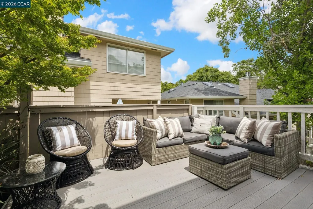 205 Hidden Creek Court Martinez CA 94553