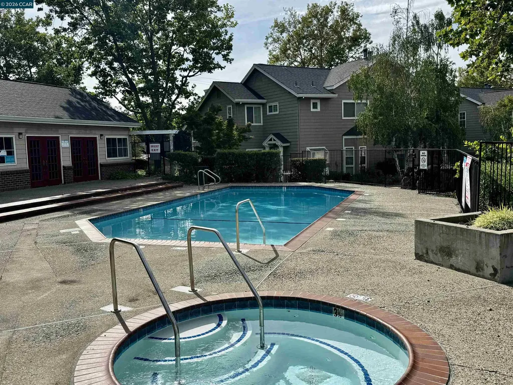 205 Hidden Creek Court Martinez CA 94553