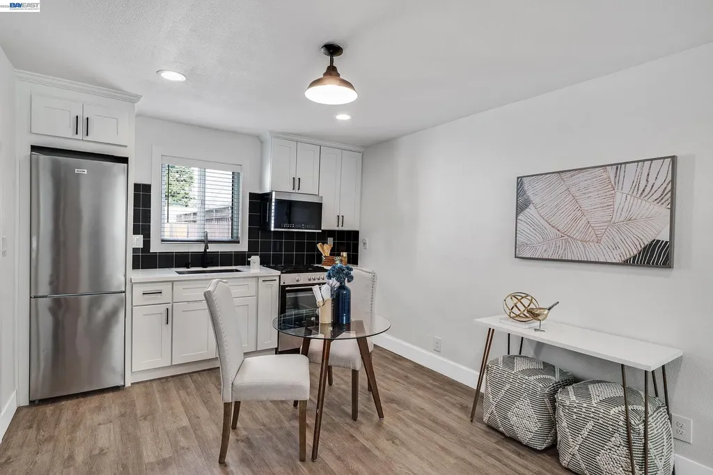 1861 Linden Street Livermore CA 94551