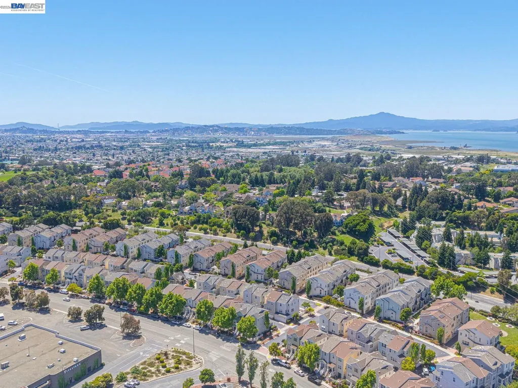 511 Summer Lane Richmond CA 94806