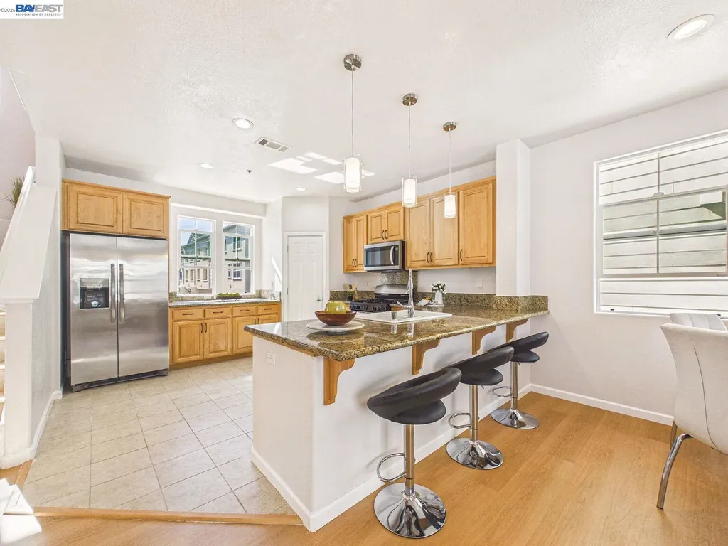 511 Summer Lane Richmond CA 94806