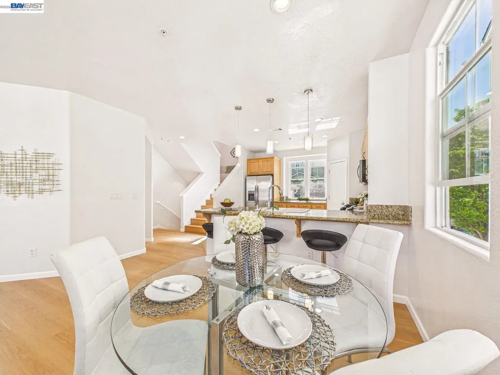 511 Summer Lane Richmond CA 94806