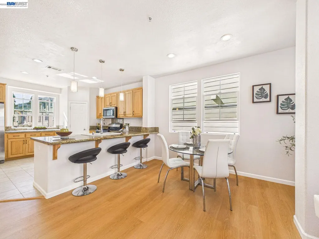 511 Summer Lane Richmond CA 94806