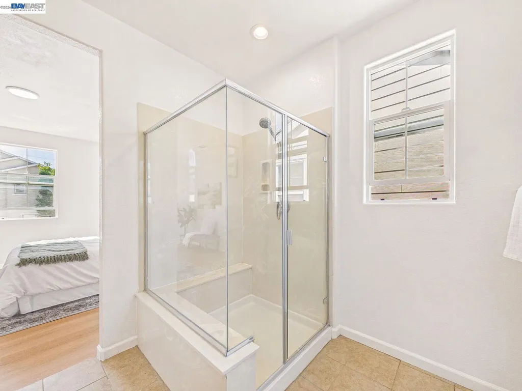 511 Summer Lane Richmond CA 94806