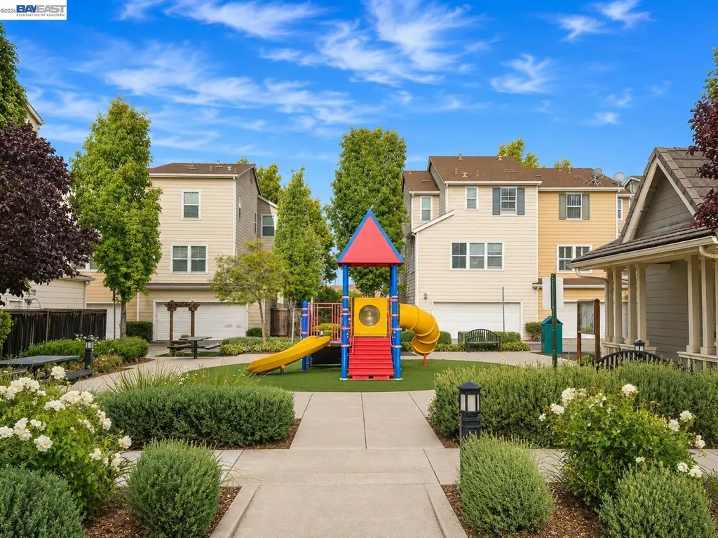 511 Summer Lane Richmond CA 94806