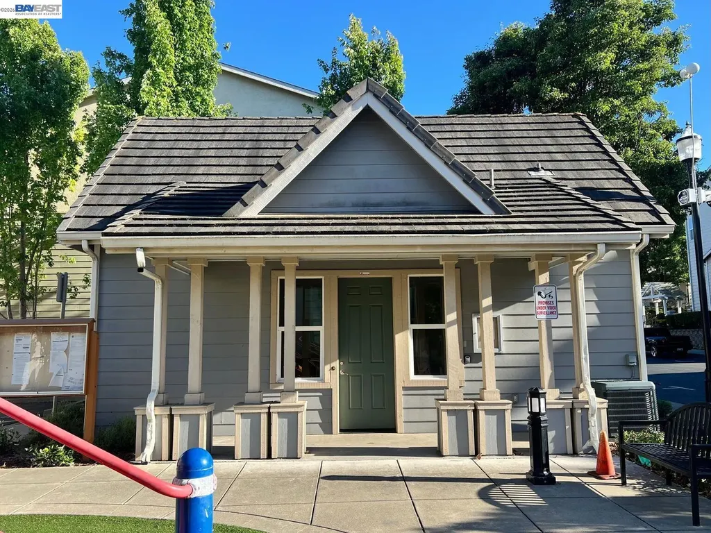 511 Summer Lane Richmond CA 94806