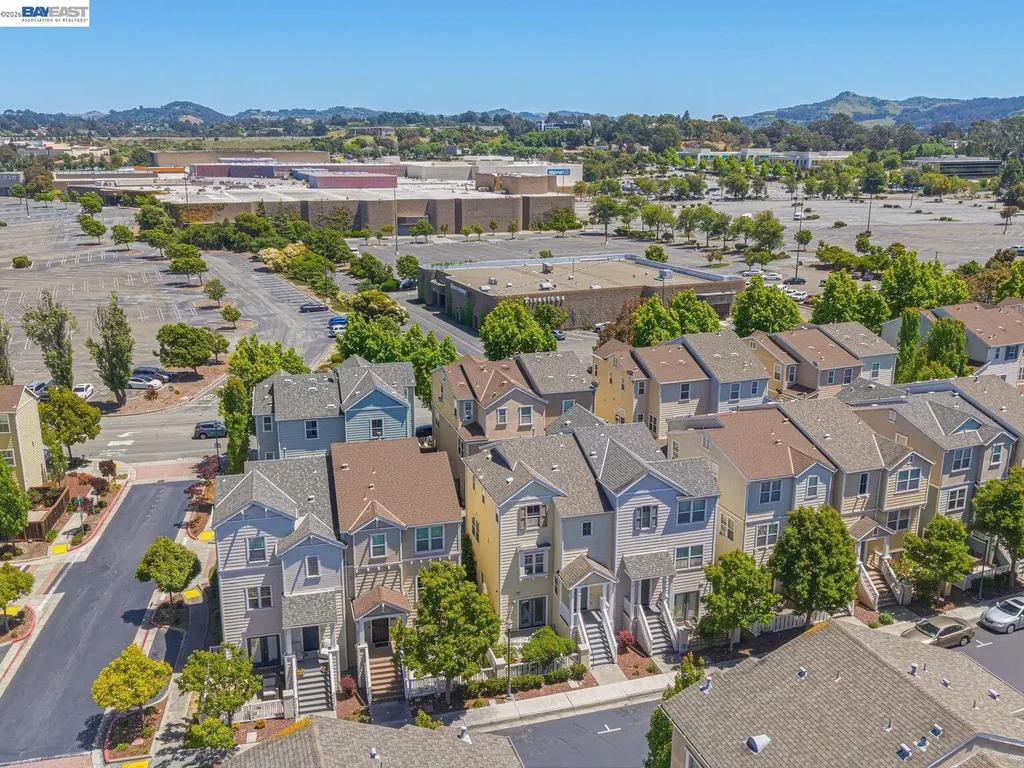 511 Summer Lane Richmond CA 94806