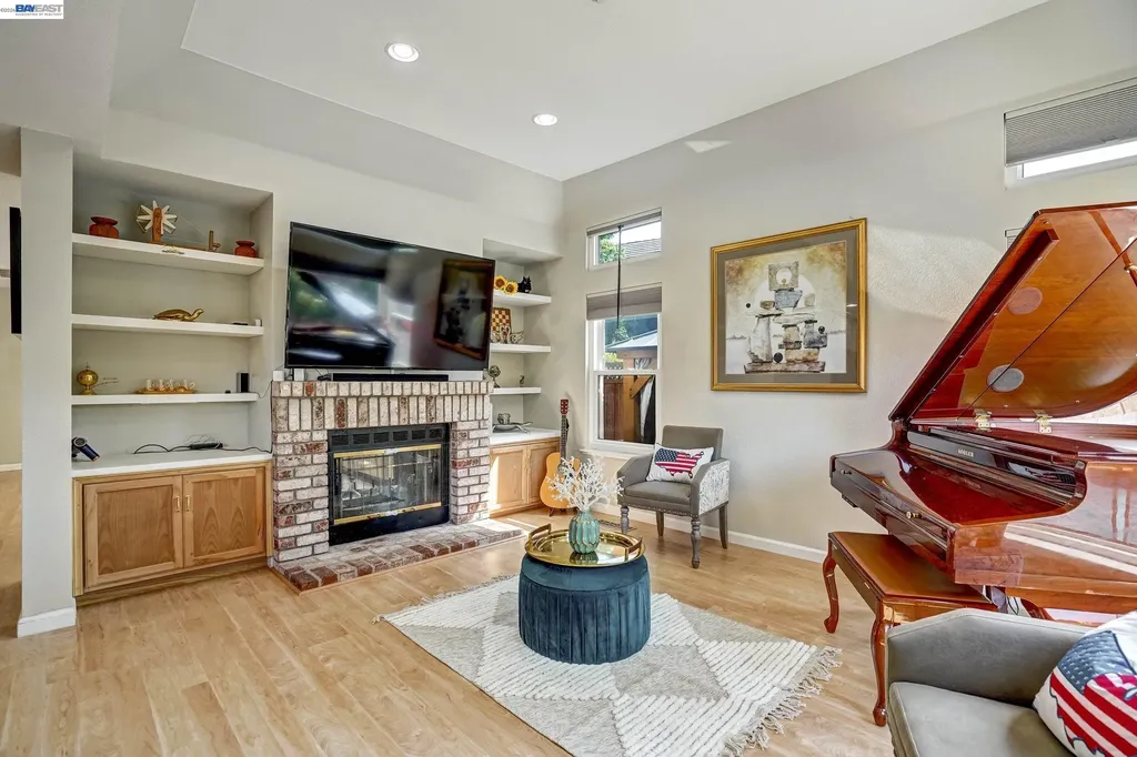 5313 Starflower Way Livermore CA 94551