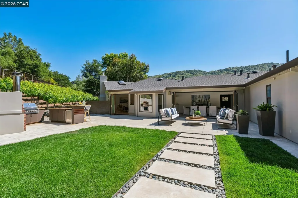 1409 Rimer Drive Moraga CA 94556