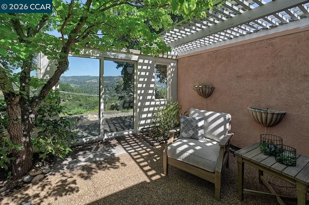 1300 Skycrest Drive Walnut Creek CA 94595