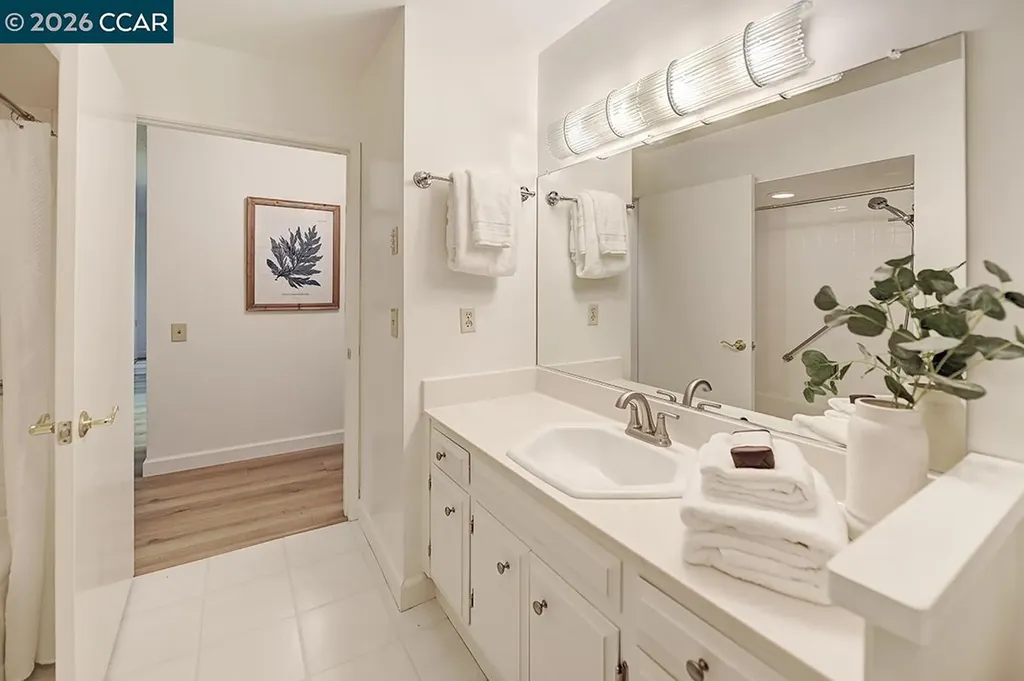 1300 Skycrest Drive Walnut Creek CA 94595