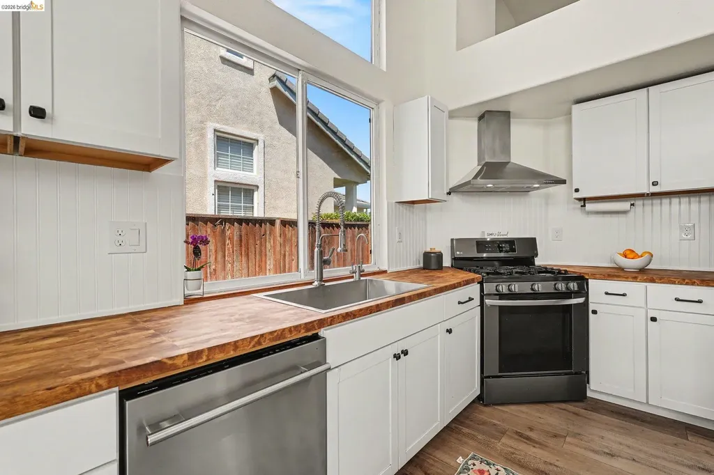 1045 Dawn Court Brentwood CA 94513