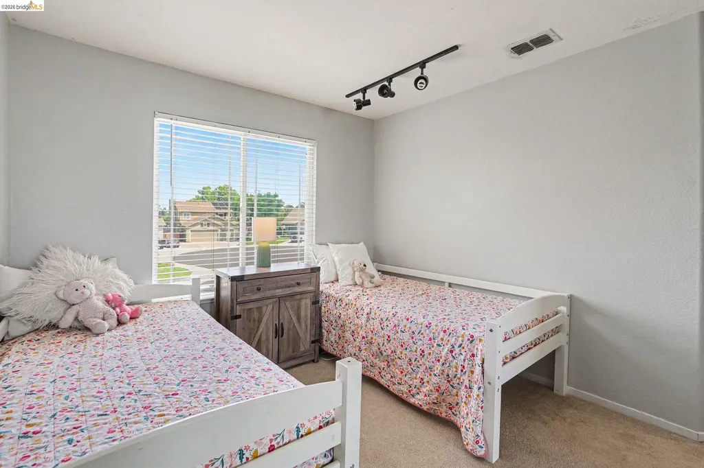 1045 Dawn Court Brentwood CA 94513