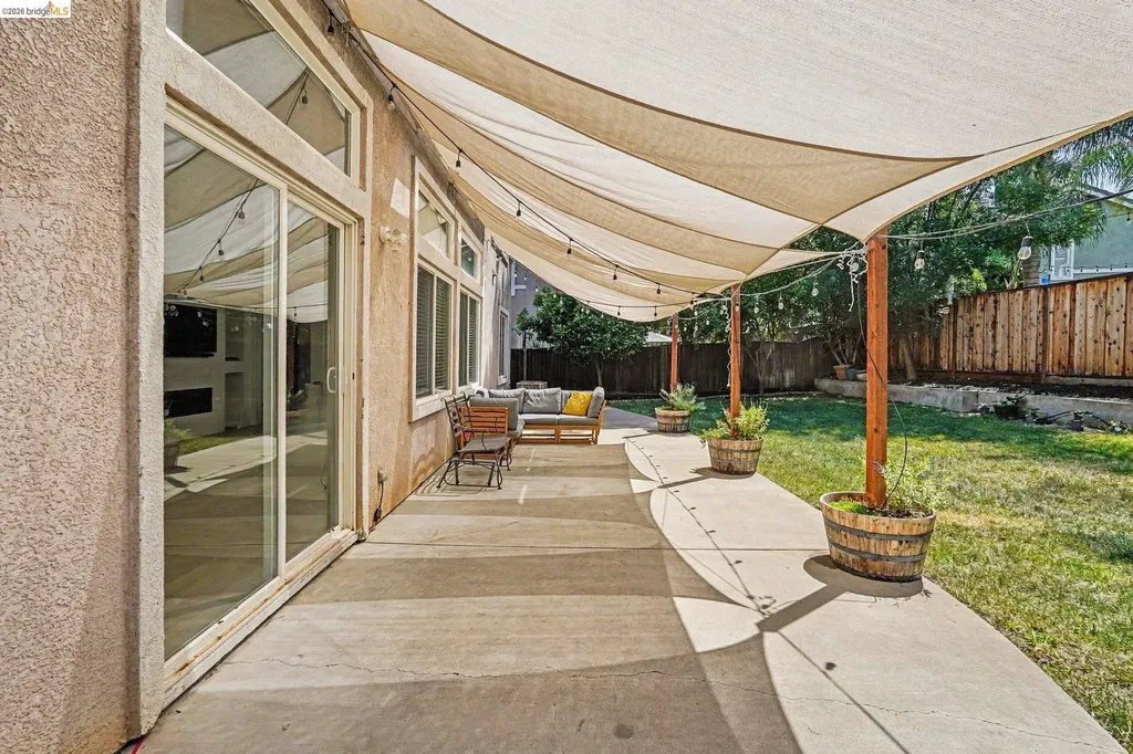 1045 Dawn Court Brentwood CA 94513