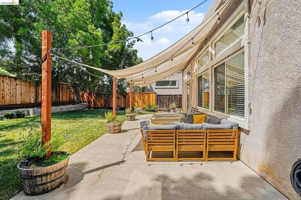 1045 Dawn Court Brentwood CA 94513