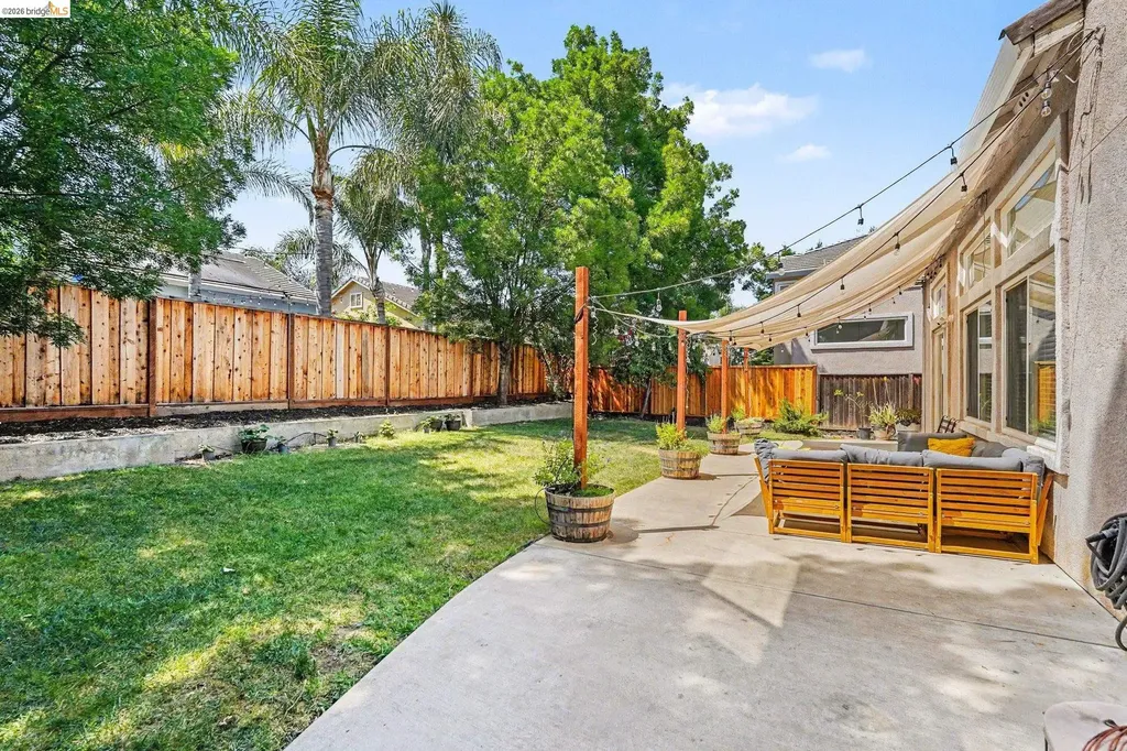 1045 Dawn Court Brentwood CA 94513