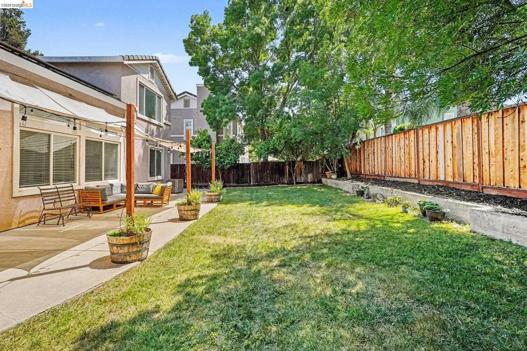 1045 Dawn Court Brentwood CA 94513