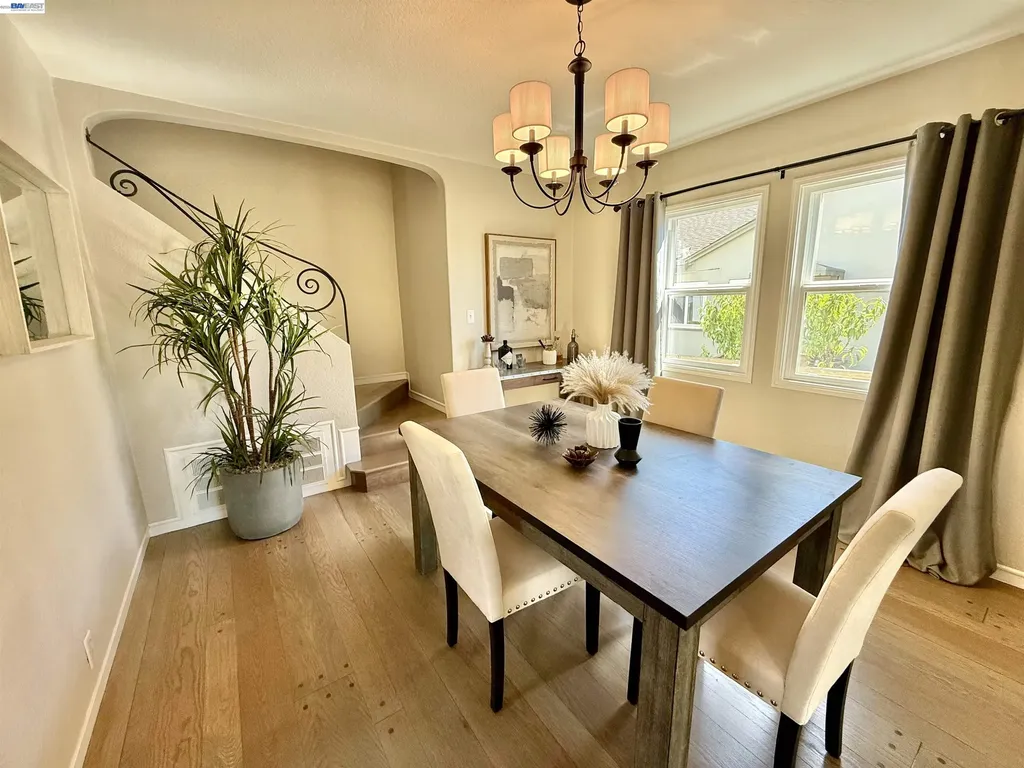 291 Lorraine Boulevard San Leandro CA 94577
