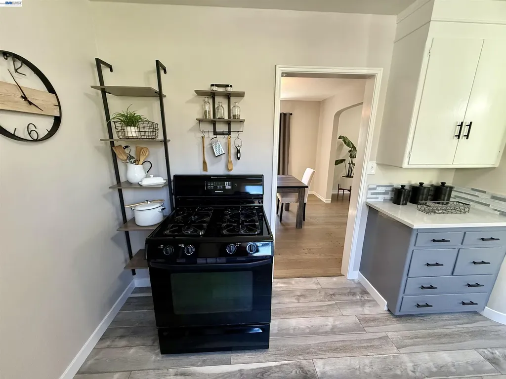 291 Lorraine Boulevard San Leandro CA 94577