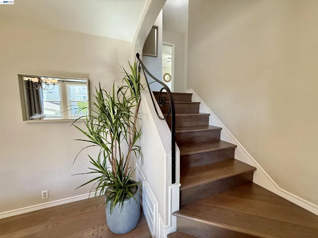 291 Lorraine Boulevard San Leandro CA 94577