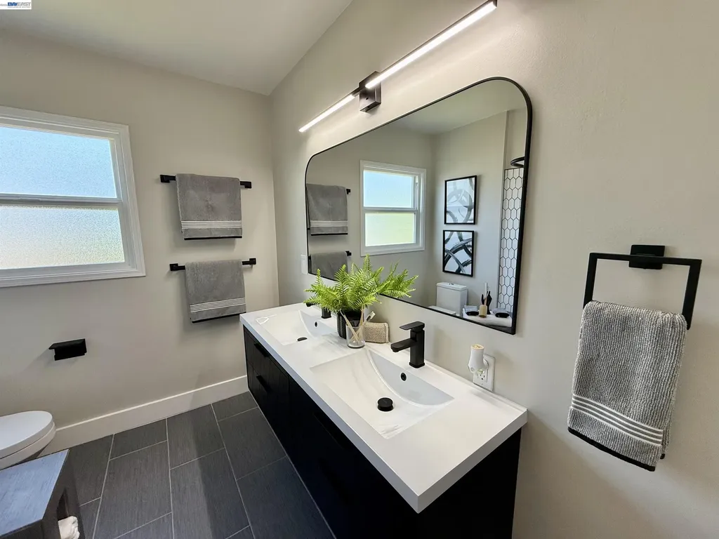 291 Lorraine Boulevard San Leandro CA 94577