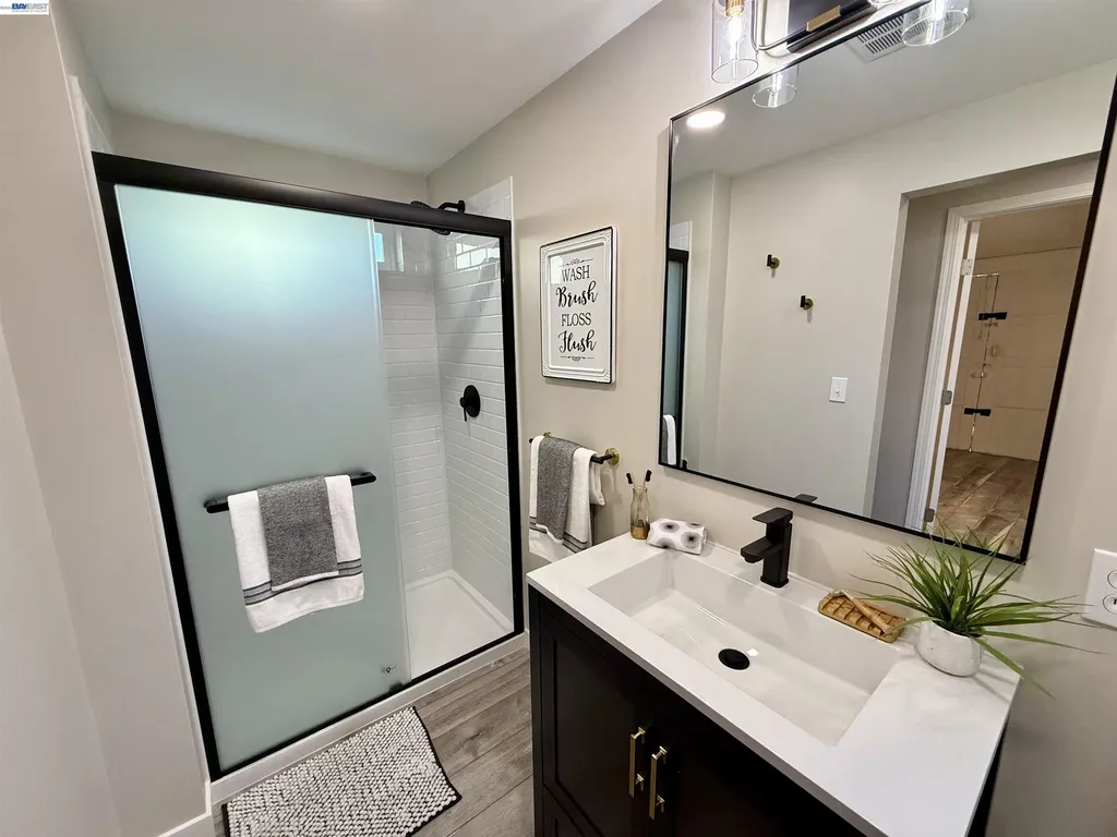 291 Lorraine Boulevard San Leandro CA 94577