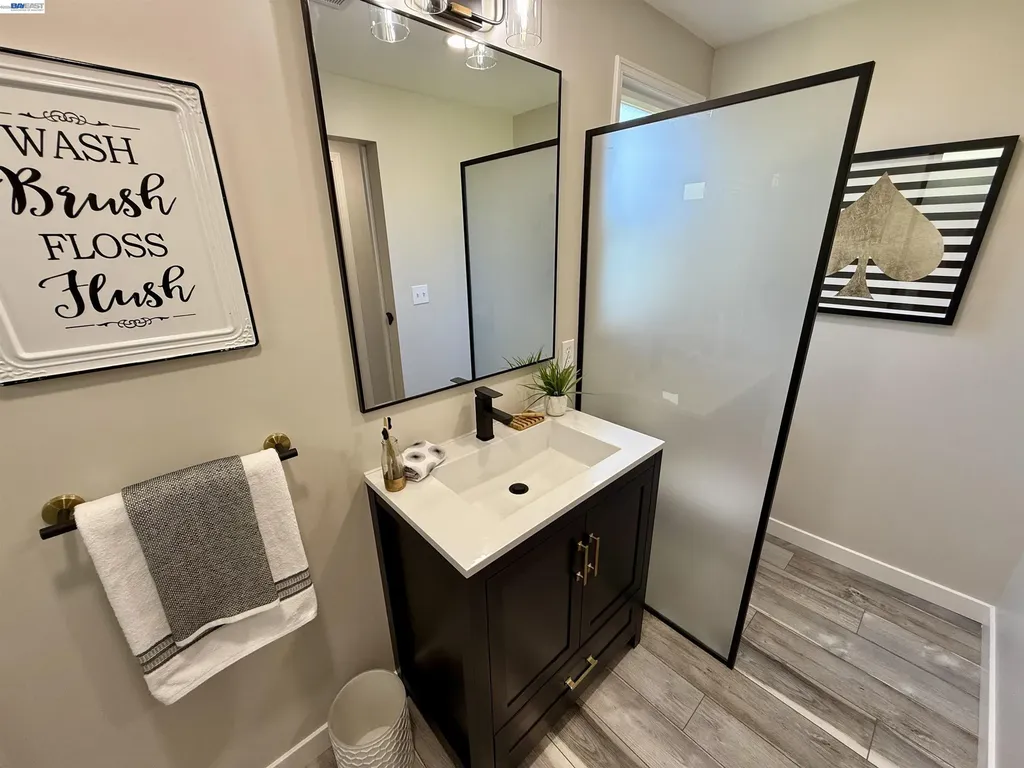291 Lorraine Boulevard San Leandro CA 94577