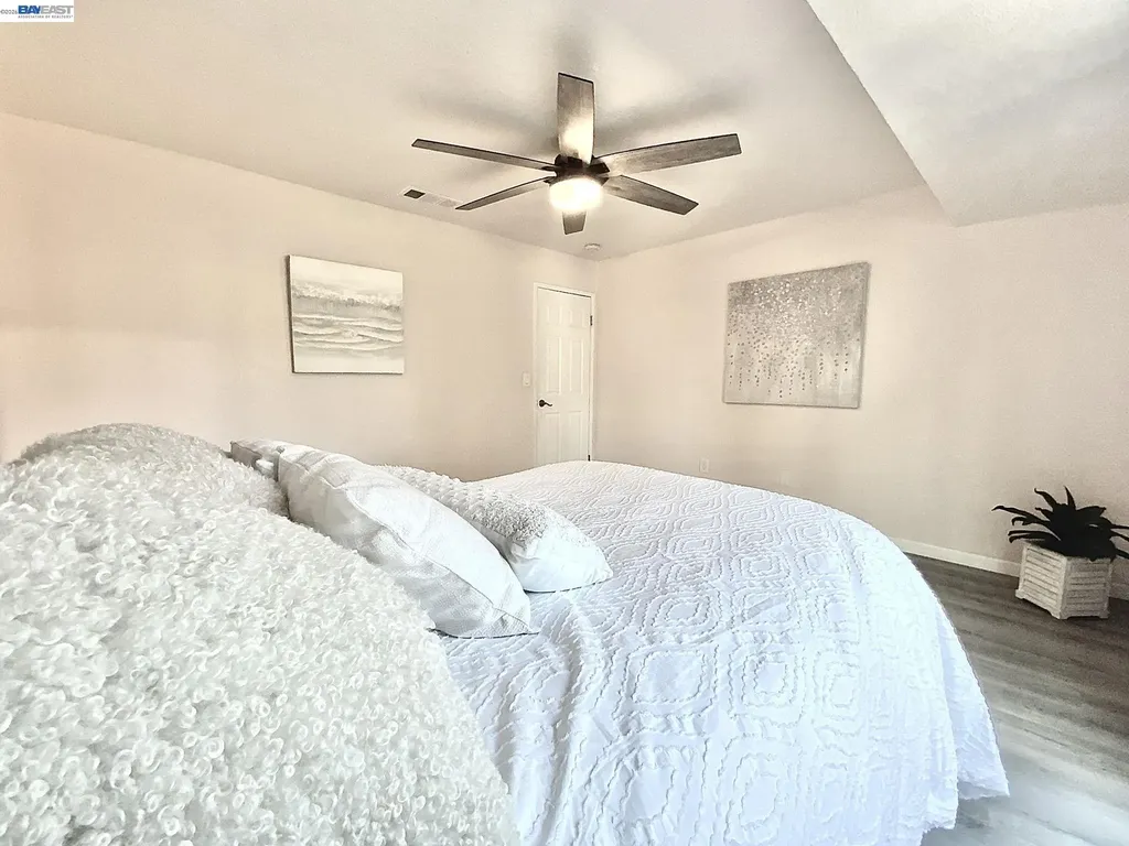 93 Shaniko Common Fremont CA 94539