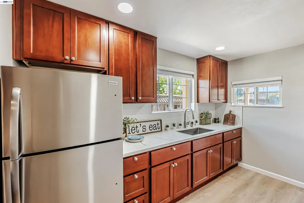 1111 Stonington Avenue San Pablo CA 94806