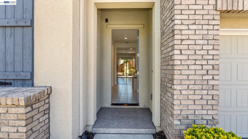 4022 Chalk Hill Way Dublin CA 94568