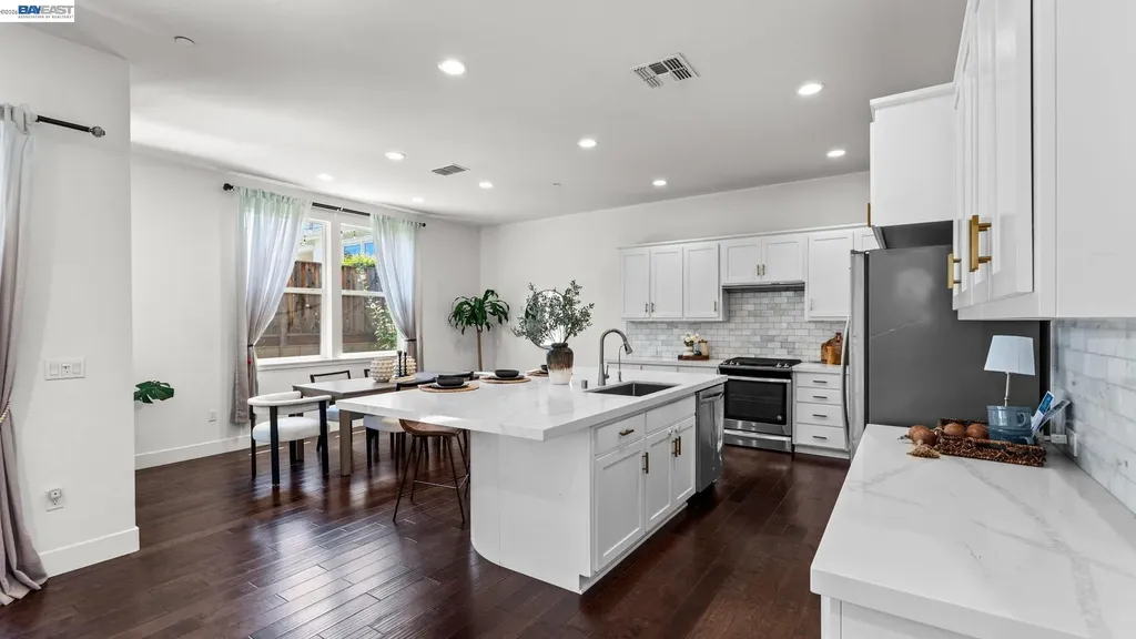 4022 Chalk Hill Way Dublin CA 94568