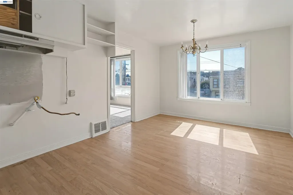3218 Wawona Street San Francisco CA 94116