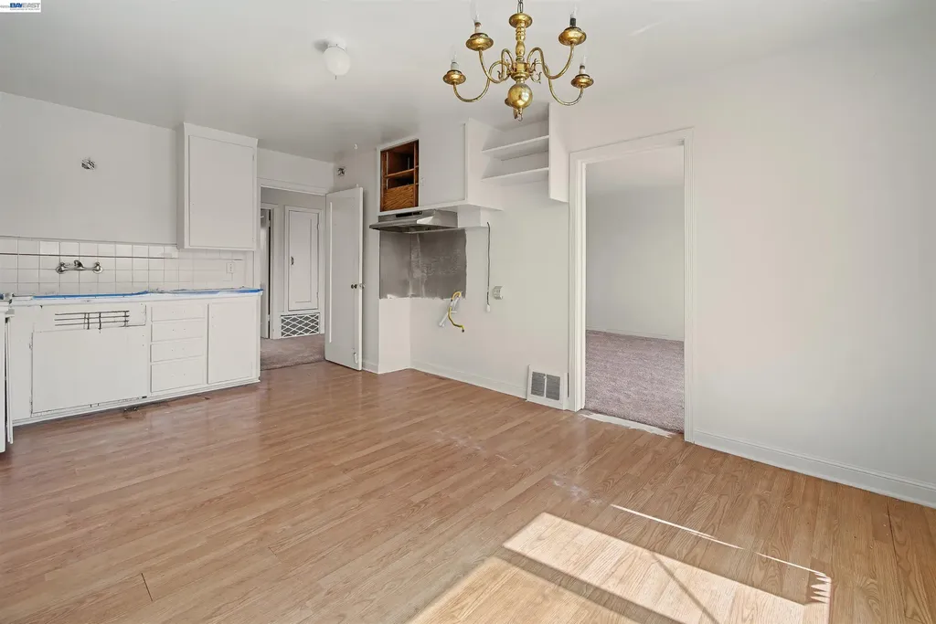 3218 Wawona Street San Francisco CA 94116