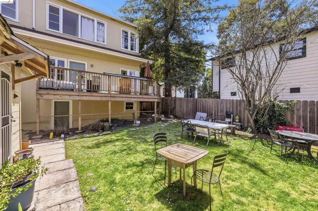 339 Hanover Avenue Oakland CA 94606