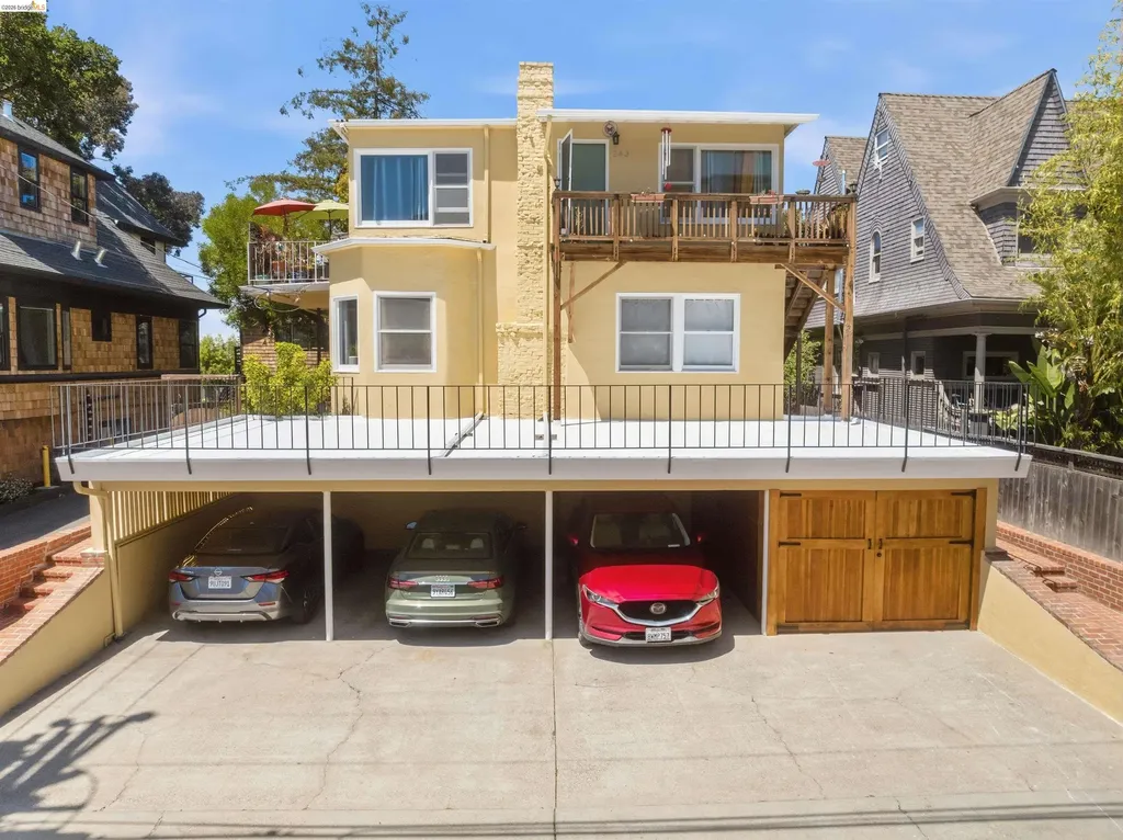 339 Hanover Avenue Oakland CA 94606