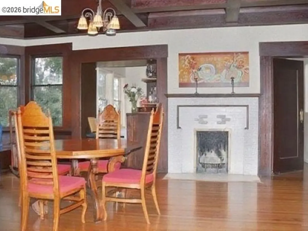 339 Hanover Avenue Oakland CA 94606