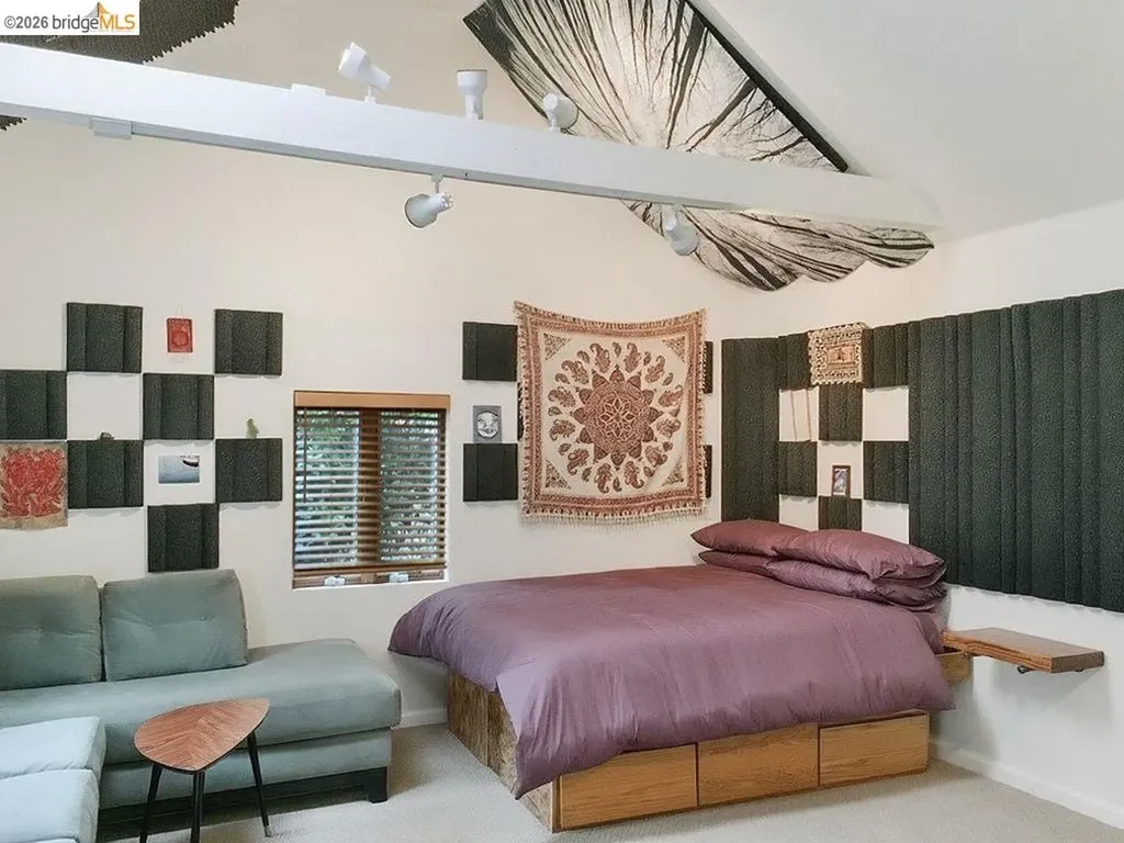 339 Hanover Avenue Oakland CA 94606