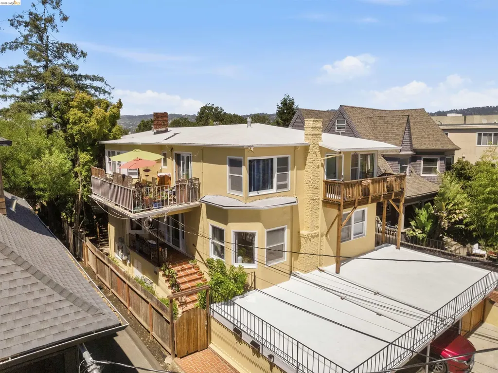 339 Hanover Avenue Oakland CA 94606