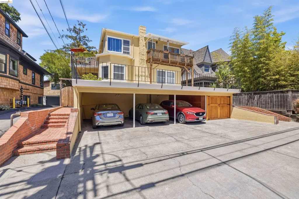 339 Hanover Avenue Oakland CA 94606