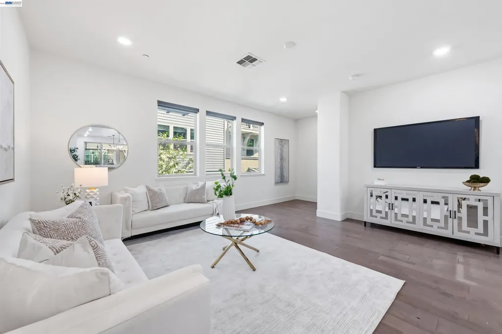 4170 Midlands Court Dublin CA 94568