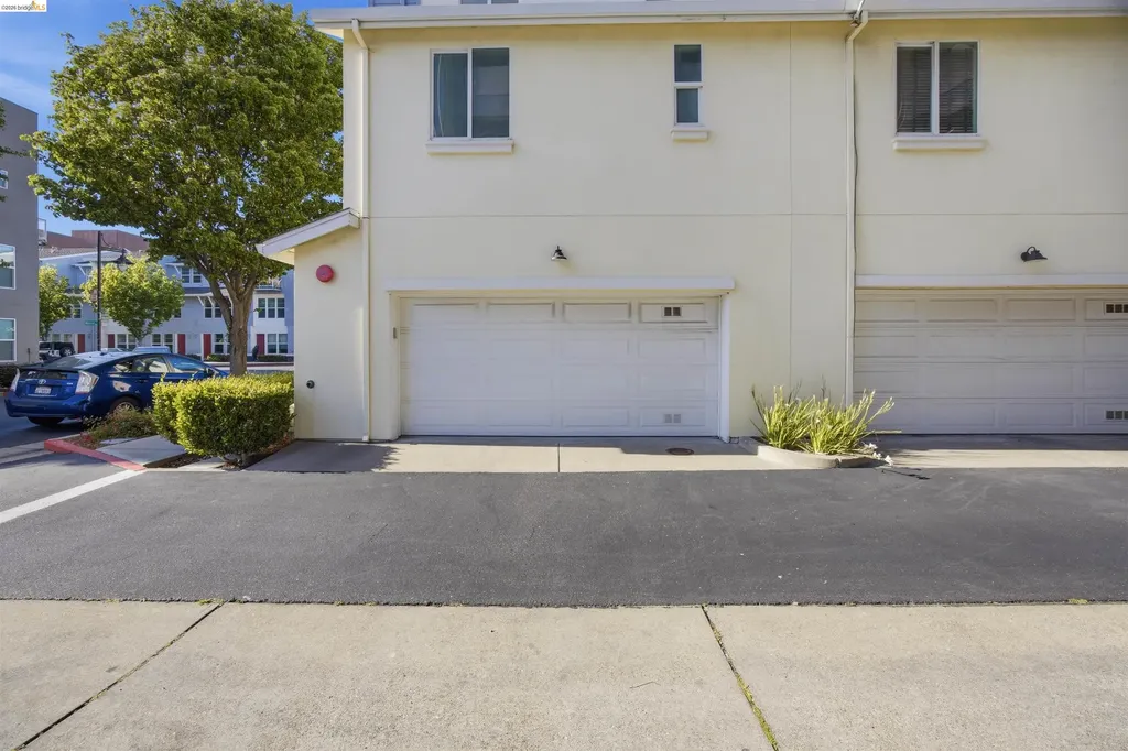 1502 Nevin Plaza Richmond CA 94801