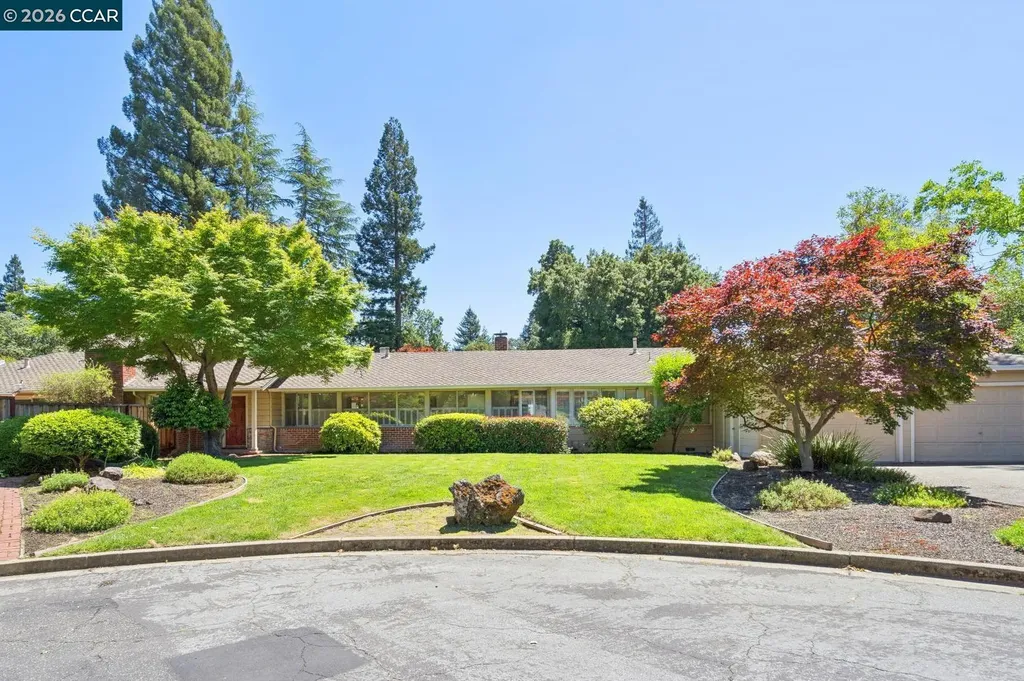 304 Willoughby Court Lafayette CA 94549