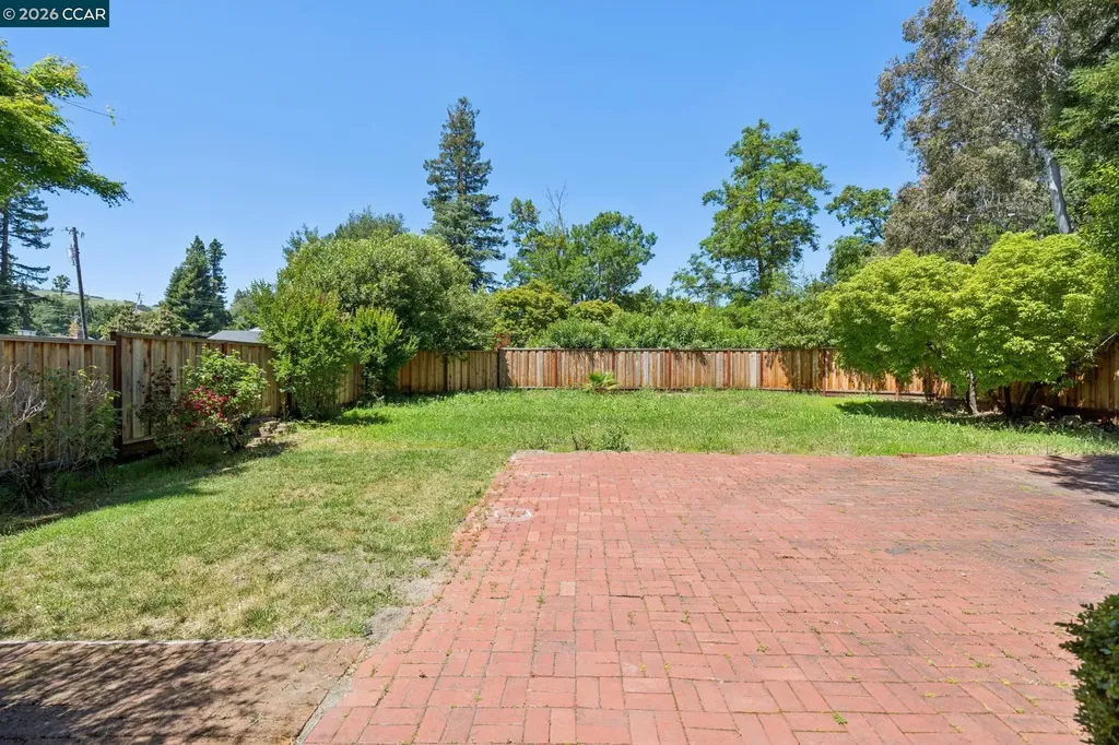 304 Willoughby Court Lafayette CA 94549