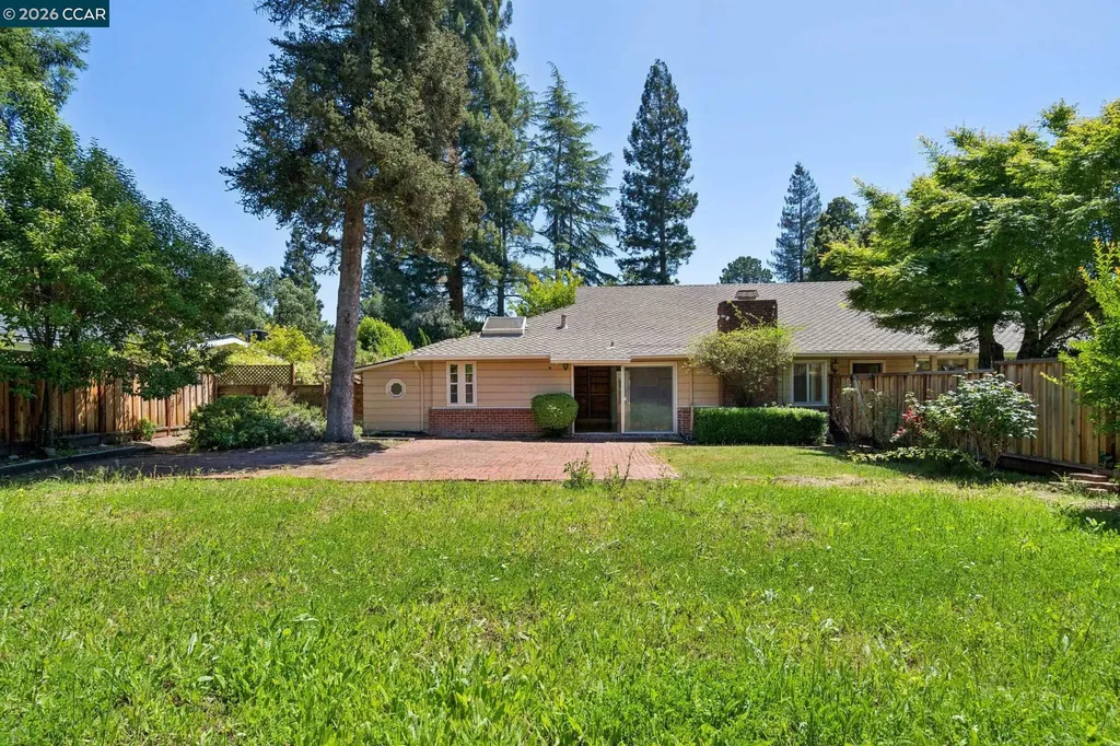 304 Willoughby Court Lafayette CA 94549